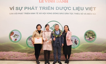 Traphaco với danh hiệu "Doanh nghiệp tiêu biểu vì sự phát triển dược liệu Việt"